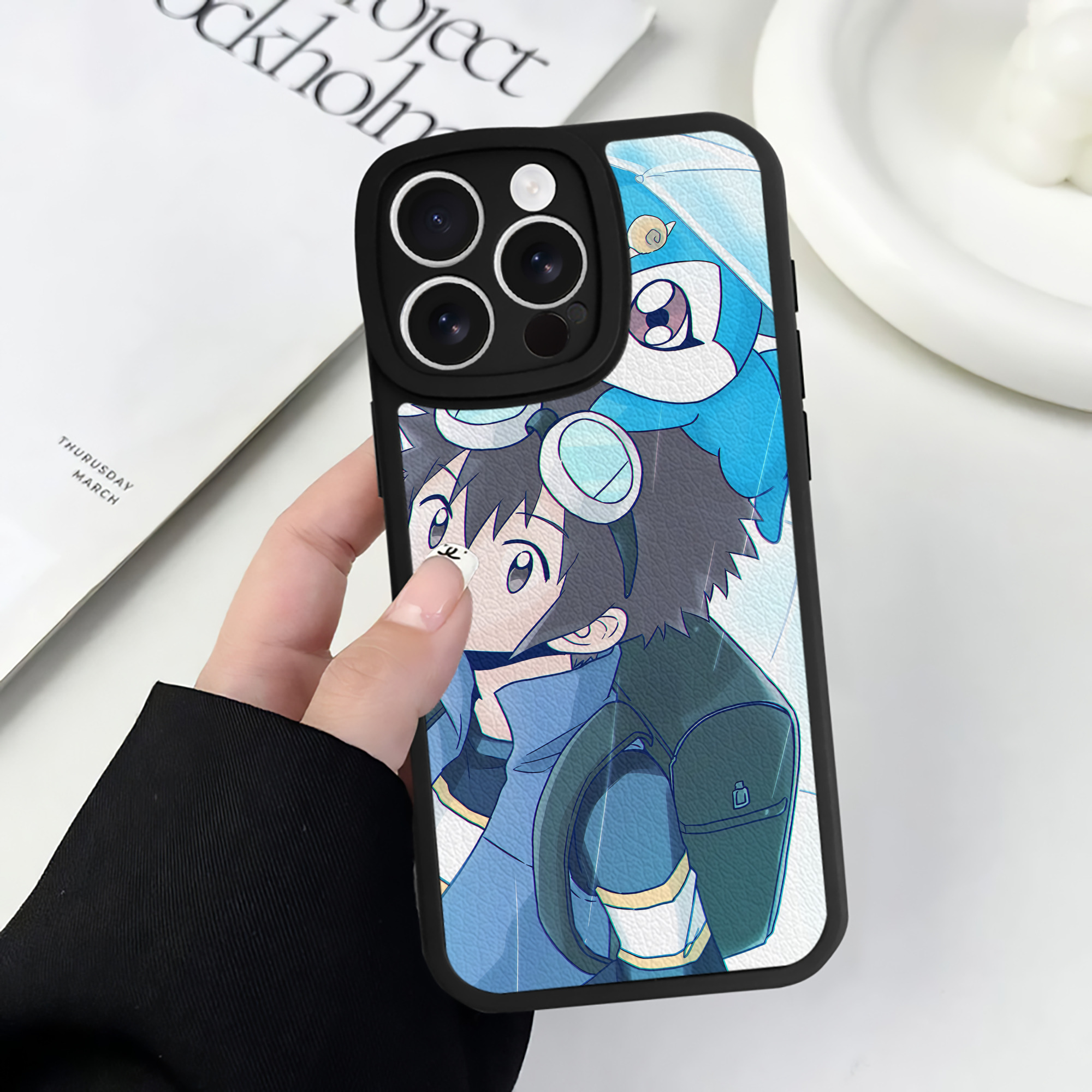 （画像用） Digimon デジタルモンスター/デジモン 【iPhone 16シリーズ対応】シリコンスマホケース（レザー調） 材質：シリコン